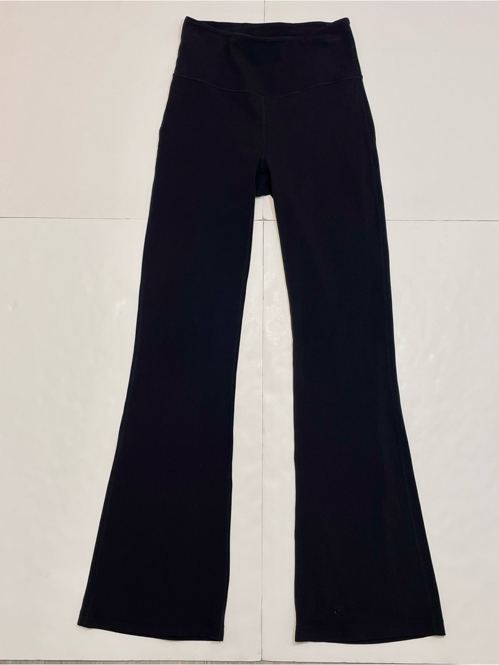 Lululemon Groove Super-High-Rise Flared Pant Nulu Black - Size 6